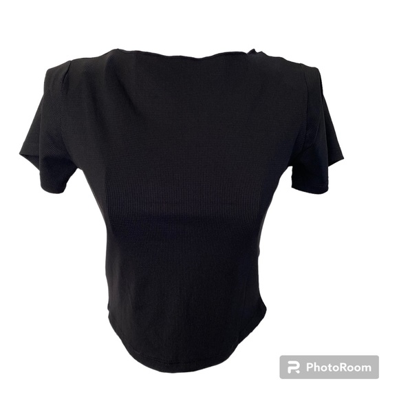 HALARA NWT Short Sleeve Crisscross Cut Out Cropped Yoga Sports Top Black Size M - Picture 4 of 10